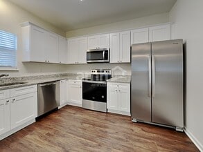 4210 Lindsey Ln in Winston-Salem, NC - Foto de edificio - Building Photo