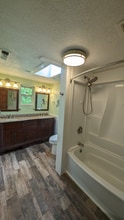 3274 Highland Ave in Grants Pass, OR - Building Photo - Building Photo
