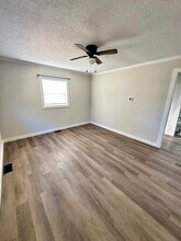 307 Patton Ave in Asheboro, NC - Foto de edificio - Building Photo