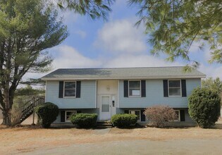 213 Cloverdale St in Pittsfield, MA - Building Photo - Building Photo