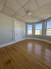 213 Laurel St, Unit 6 in Manchester, NH - Building Photo - Building Photo