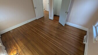 275 Sterling Ave, Unit Lower in Buffalo, NY - Building Photo