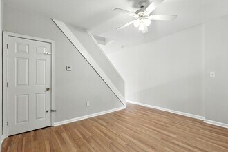 1211 E Oliver St in Baltimore, MD - Building Photo - Building Photo