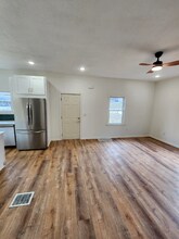 304 Waller St in Excelsior Springs, MO - Building Photo - Building Photo