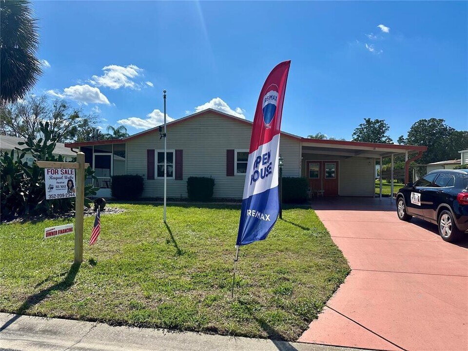 1234 E Schwartz Blvd in Lady Lake, FL - Building Photo
