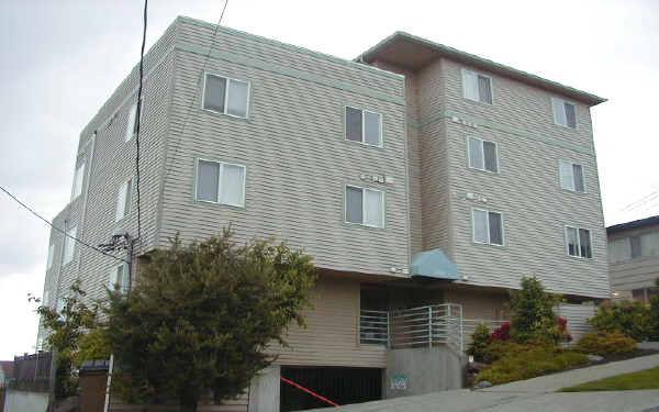 1308 W EMERSON St in Seattle, WA - Building Photo - Building Photo