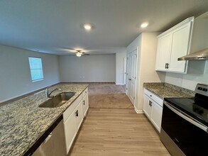 8429 Deerwood Rd in Charlotte, NC - Building Photo - Building Photo