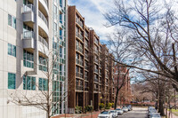 1001 26th St NW in Washington, DC - Foto de edificio - Building Photo