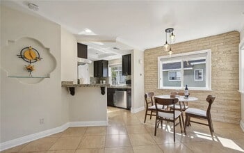 18 Laurel Ln in Aliso Viejo, CA - Building Photo - Building Photo
