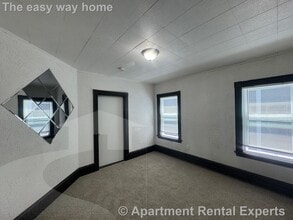 53 Hinckley St in Somerville, MA - Building Photo - Building Photo