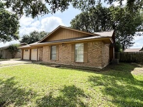 603 Antietam Dr in Victoria, TX - Building Photo - Building Photo