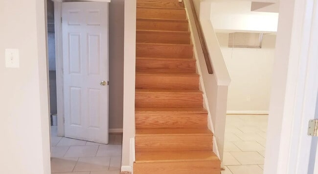 3900 Elmora Ave in Baltimore, MD - Building Photo - Building Photo