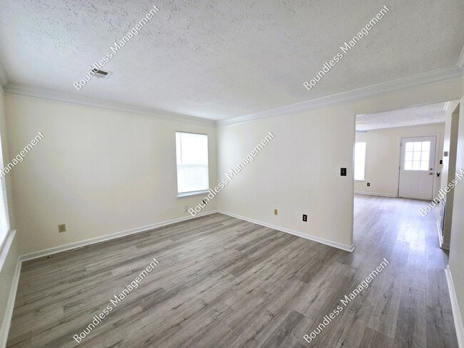 7064 Grinder Ct in Austell, GA - Building Photo - Building Photo