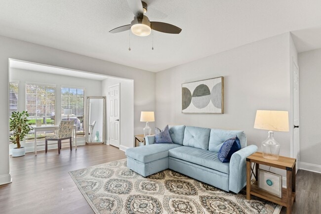 Villas at St. Johns in Jacksonville, FL - Building Photo - Building Photo