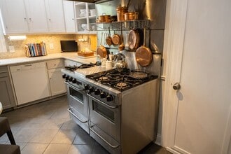 349 W Main St in Danville, VA - Building Photo - Building Photo