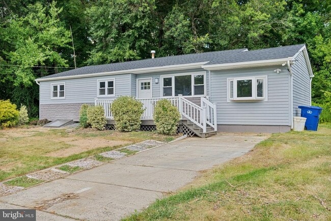property at 501 Bloomfield Dr
