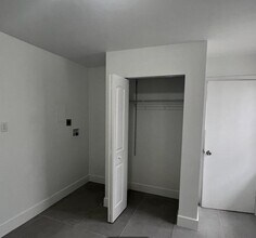 4791 Elmhurst Rd in West Palm Beach, FL - Building Photo - Building Photo