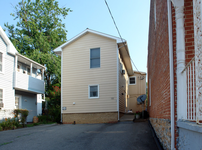 209 E 5th St in Frederick, MD - Building Photo - Building Photo