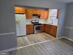 1313 Wells St in Philadelphia, PA - Building Photo - Building Photo