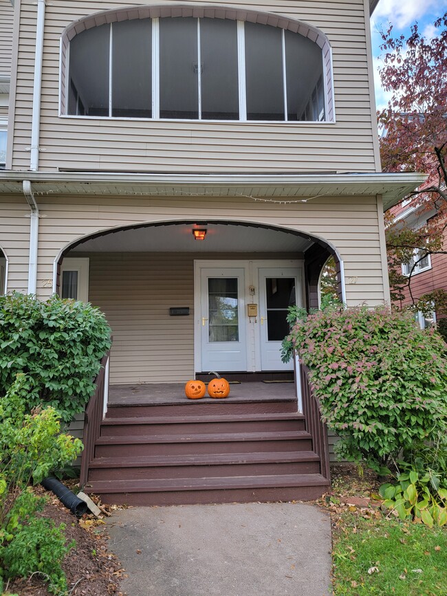 property at 27 Walkley Rd