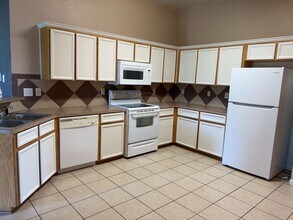 1206 Cinch Dr in Killeen, TX - Building Photo - Building Photo