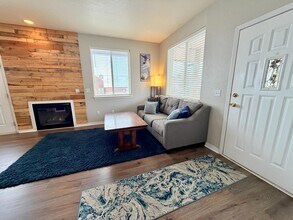 104 Deer Trail Dr in Granby, CO - Building Photo - Building Photo