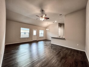 112 Highland Vw in New Braunfels, TX - Building Photo - Building Photo