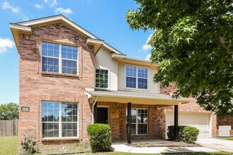 3301 Doris Dr in Denton, TX - Building Photo - Building Photo