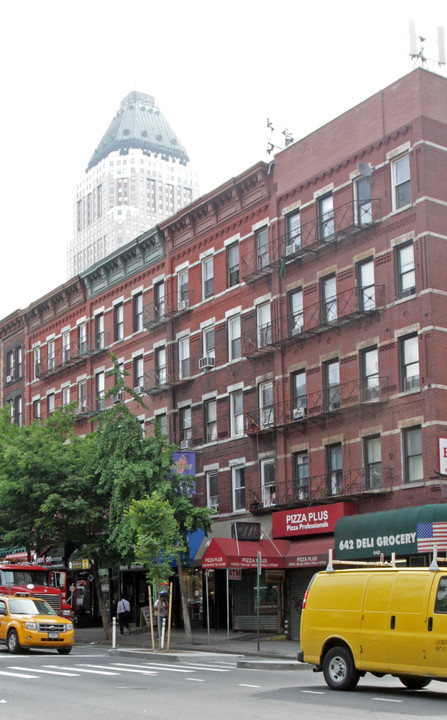 644 Ninth Ave in New York, NY - Foto de edificio