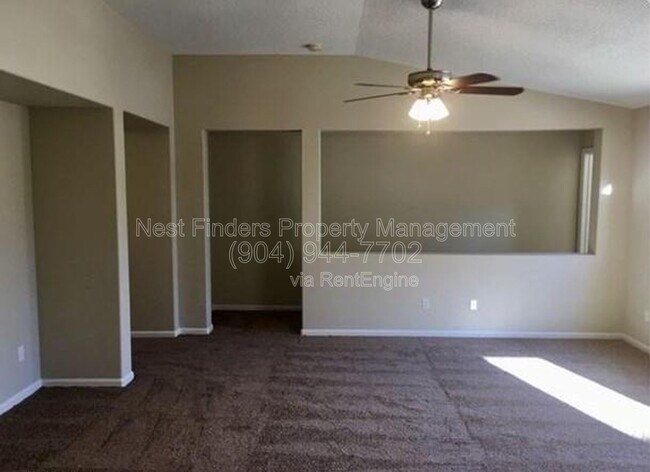 3852 Marsh Bluff Dr in Jacksonville, FL - Foto de edificio - Building Photo