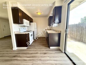 9069 W Ruth St in Boise, ID - Building Photo - Building Photo