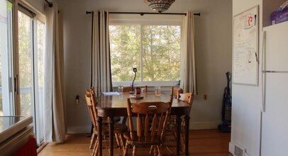 1580 Storrs Rd in Storrs Mansfield, CT - Building Photo - Building Photo