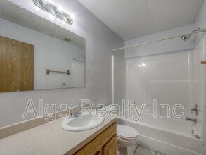2931 N Aldrich Ave in Minneapolis, MN - Building Photo - Building Photo