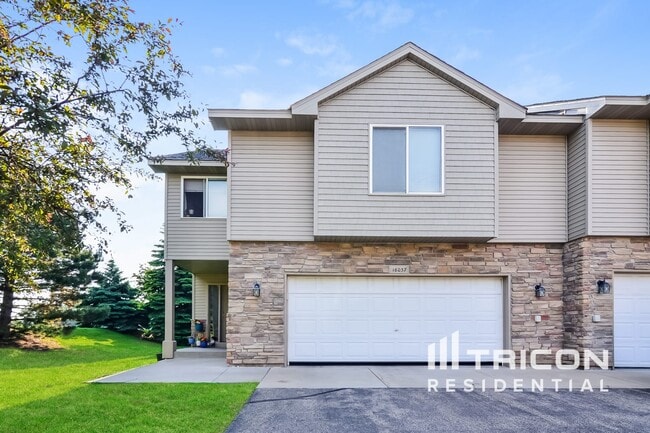 property at 16037 Flagstaff Ave W