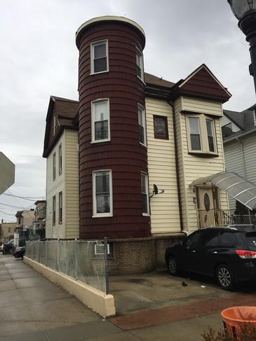 1614 Central Ave in Union City, NJ - Foto de edificio - Building Photo