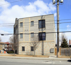 375 Royal York Rd in Toronto, ON - Building Photo - Building Photo