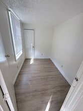 215 Weeks Rd in Cleburne, TX - Building Photo - Building Photo