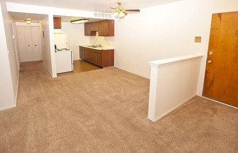 Metro Woods Apartments in Clinton Township, MI - Building Photo - Interior Photo