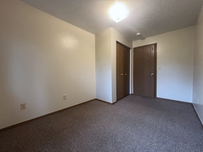 500 12th St S in St. Cloud, MN - Building Photo - Building Photo