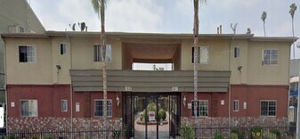 41 Normandie Ave in Los Angeles, CA - Building Photo