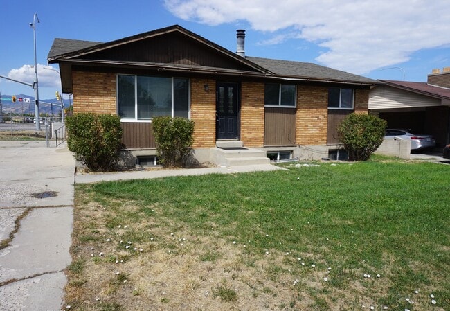 4090 Carrie Dr
