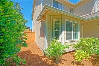 8336 55th Ave SE in Olympia, WA - Building Photo - Building Photo