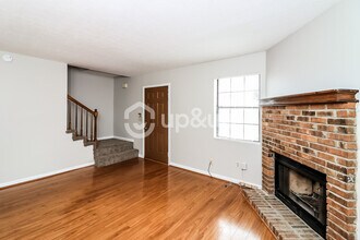 1425 Springleaf Cir SE in Smyrna, GA - Building Photo - Building Photo