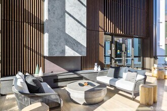 1 Bristol Court in San Francisco, CA - Building Photo - Building Photo