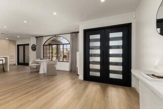 8205 E Redfield Rd in Scottsdale, AZ - Building Photo - Building Photo