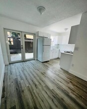 5421 W 24th Ave-Unit -21 in Hialeah, FL - Building Photo - Building Photo