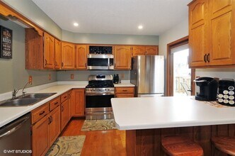 7095 Jocelyn Ct S in Cottage Grove, MN - Building Photo - Building Photo