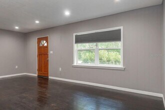 1404 N Garfield Ave in DeLand, FL - Building Photo - Building Photo