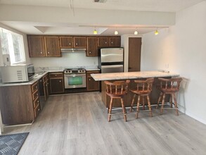 13277 Anchor Village in Clearlake Oaks, CA - Building Photo - Building Photo