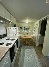 5804 SE Kellogg Creek Dr in Milwaukie, OR - Building Photo - Building Photo